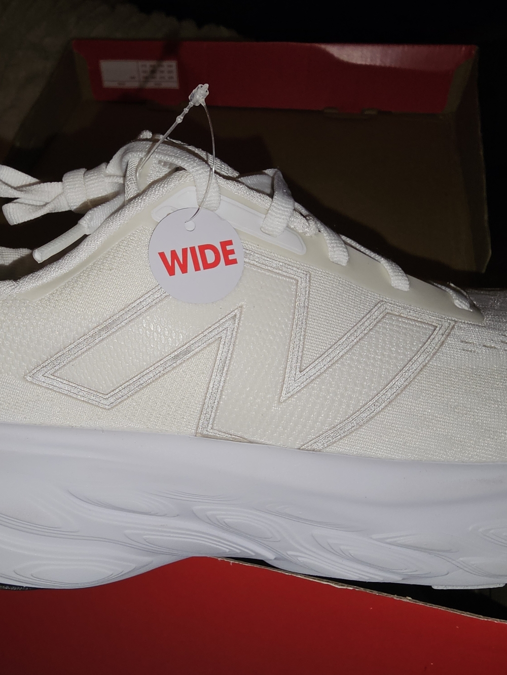 New Balance Wide White Running Sneaker - White